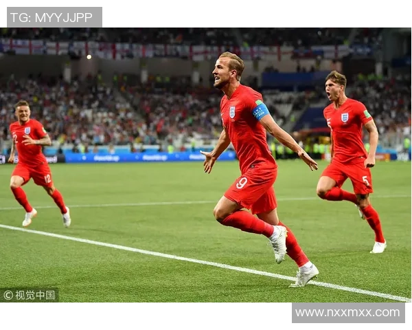 动感足球场上球星驰骋炫酷动态壁纸为你呈现热血竞技激情 动感足球场上球星驰骋炫酷动态壁纸为你呈现热血竞技激情