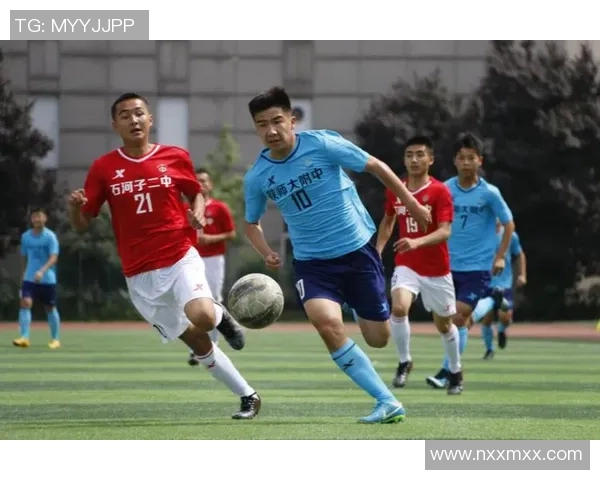 甲乙丙丁四支足球队周内精彩对决安排揭晓 各场次比赛时间及地点全程解析